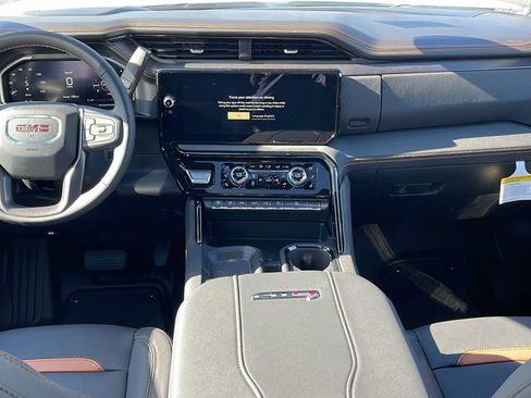 New 2026 GMC Sierra 2500 AT4 w/ AT4 Premium Plus Package AWD/4WD image 17