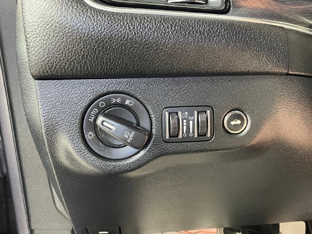 Used 2017 Dodge Challenger GT w/ Technology Group AWD/4WD image 12