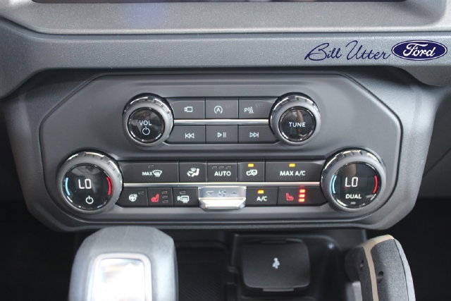 New 2026 Ford Bronco Badlands AWD/4WD image 14