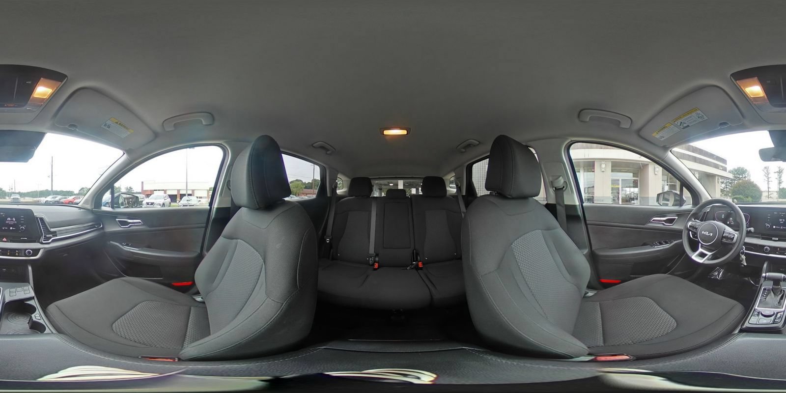 Used 2025 Kia Sportage LX FWD image 40