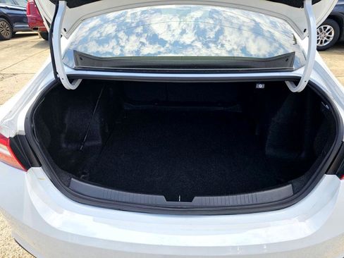 Used 2018 Chevrolet Malibu LS image 33