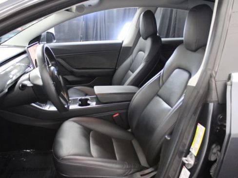 Used 2018 Tesla Model 3 Long Range AWD/4WD image 12