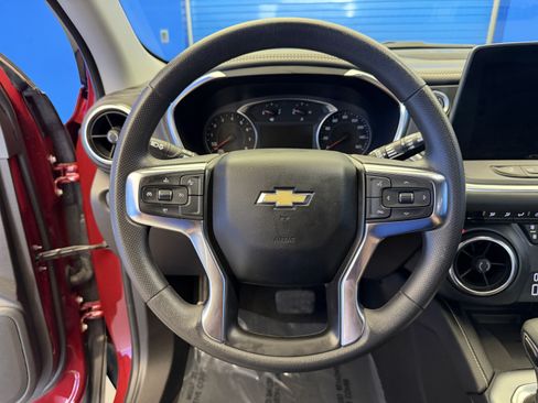 Used 2024 Chevrolet Blazer LT w/ Convenience Package FWD image 14