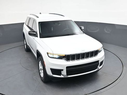 Used 2023 Jeep Grand Cherokee L Laredo RWD image 29