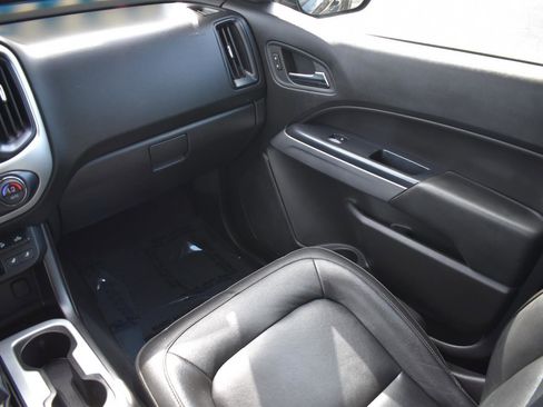 Used 2019 Chevrolet Colorado ZR2 w/ ZR2 Midnight Special Edition image 21