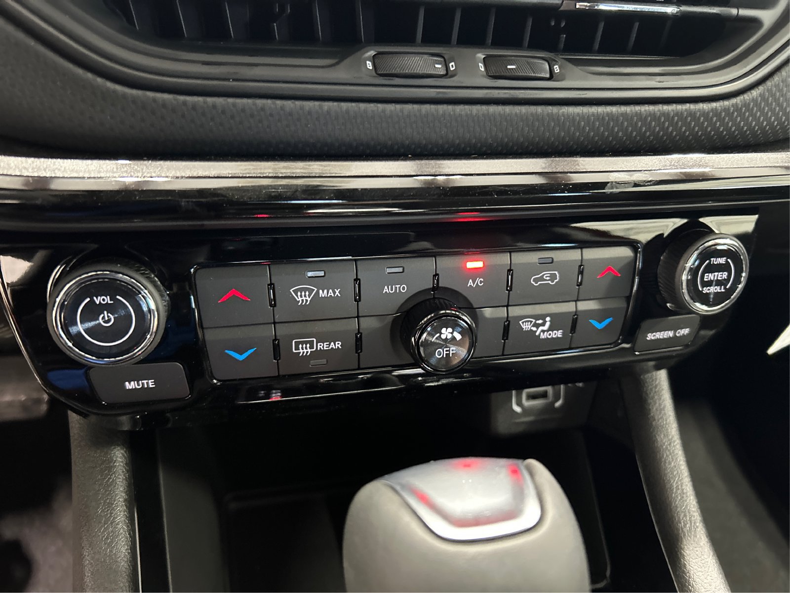 New 2026 Jeep Compass Limited AWD/4WD image 26