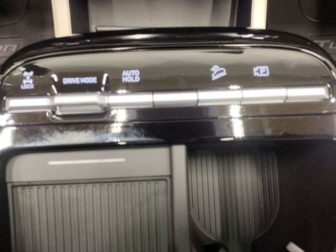 Used 2025 Hyundai Tucson SEL AWD/4WD image 33
