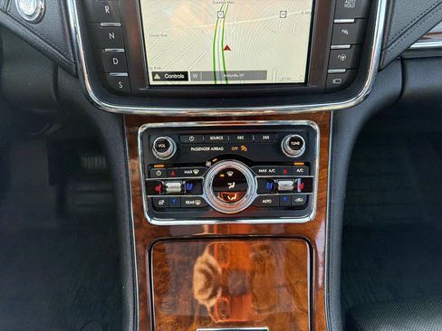 Used 2018 Lincoln Continental Reserve AWD/4WD image 24