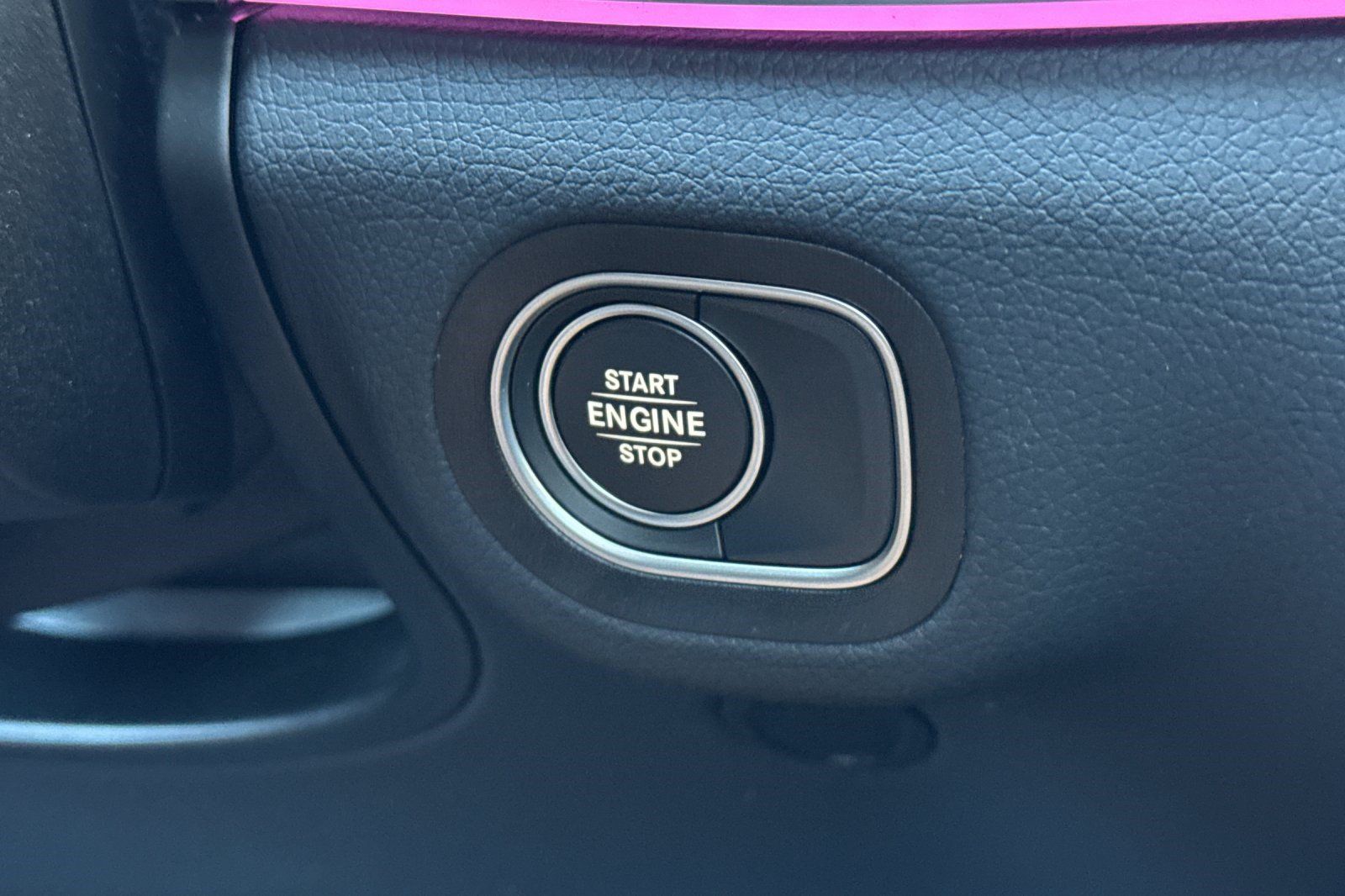 New 2026 Mercedes-Benz GLE 450e 4MATIC image 29