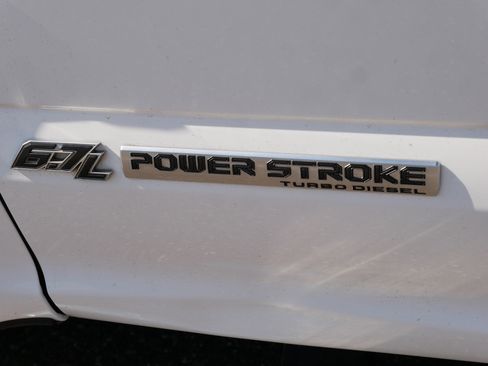 Used 2022 Ford F350 Lariat w/ Lariat Ultimate Package image 15