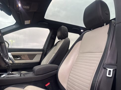 Used 2020 Land Rover Discovery Sport SE R-Dynamic image 42