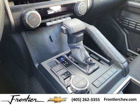 Used 2025 Toyota 4Runner 4WD image 20