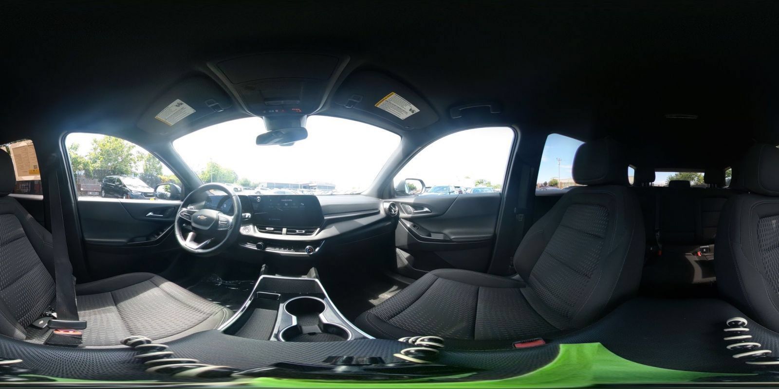 Used 2025 Chevrolet Equinox LT FWD image 36