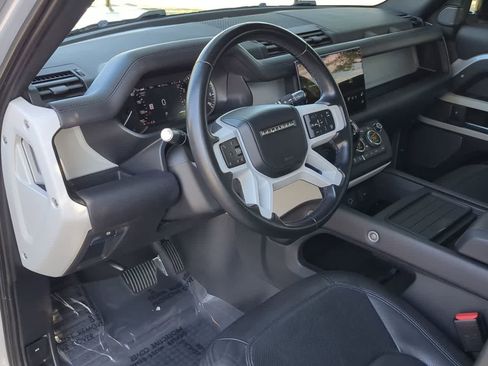 Used 2022 Land Rover Defender 110 XS Edition image 10