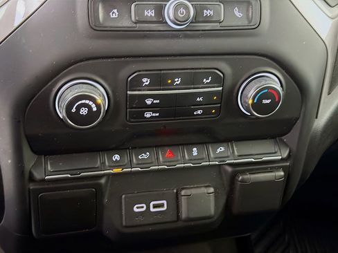 Used 2021 Chevrolet Silverado 1500 Custom w/ LPO, Dark Essentials Package image 18