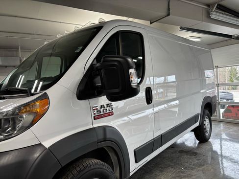 Used 2017 RAM ProMaster 1500 w/ Interior Convenience Group image 4