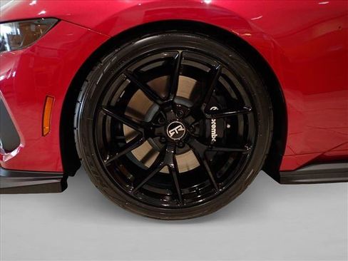 New 2026 Ford Mustang GT Premium w/ GT Performance Package RWD image 7