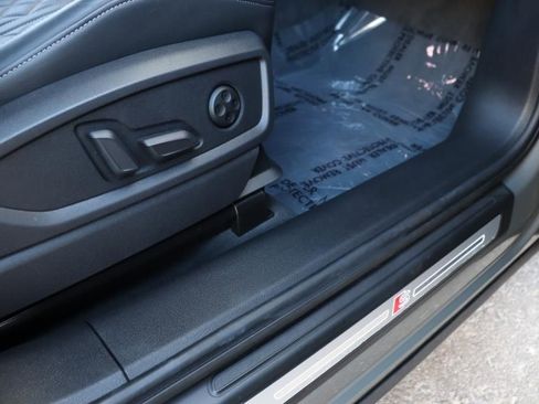 Used 2023 Audi SQ5 Premium Plus w/ Premium Plus Package image 34