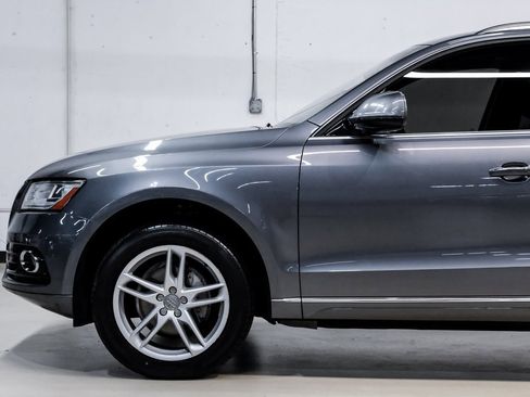 Used 2016 Audi Q5 2.0T Premium Plus w/ Technology Package image 21