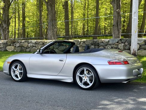 Used 2002 Porsche 911 Carrera RWD image 33