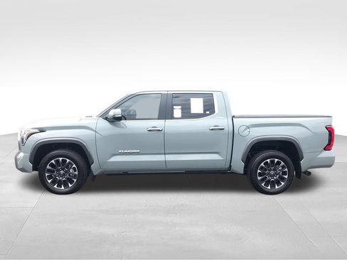 Used 2025 Toyota Tundra Limited AWD/4WD image 6