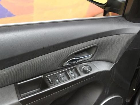 Used 2016 Chevrolet Cruze LT w/ RS Appearance Package FWD image 13