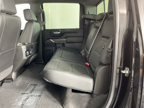 Used 2022 GMC Sierra 2500 Denali w/ Denali Black Diamond Edition image 31