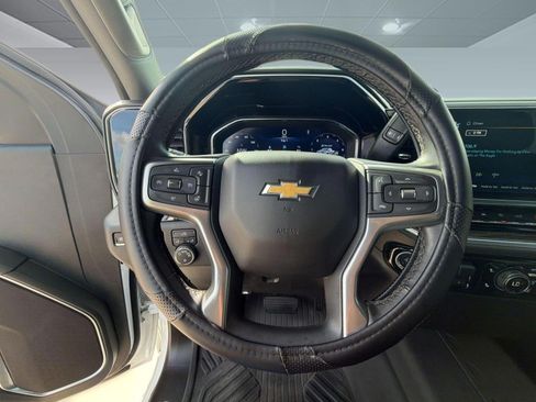 Used 2024 Chevrolet Silverado 1500 LT AWD/4WD image 15