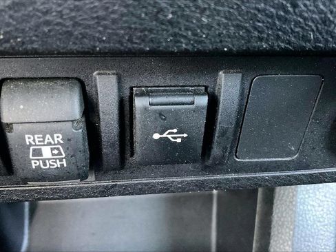 Used 2023 Toyota Tacoma SR5 w/ Technology Package AWD/4WD image 16