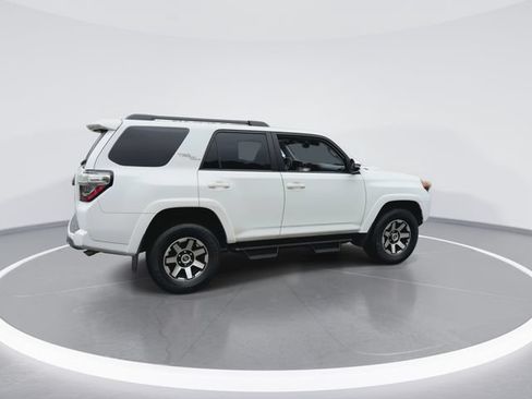 Used 2022 Toyota 4Runner TRD Off-Road Premium w/ Moonroof Package AWD/4WD image 9