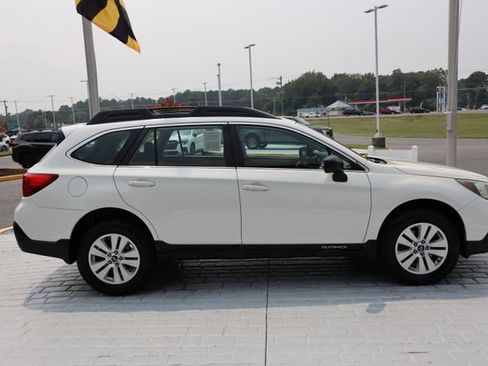 Used 2018 Subaru Outback 2.5i w/ Popular Package #1 AWD/4WD image 6