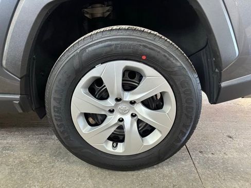 Used 2024 Toyota RAV4 LE image 6