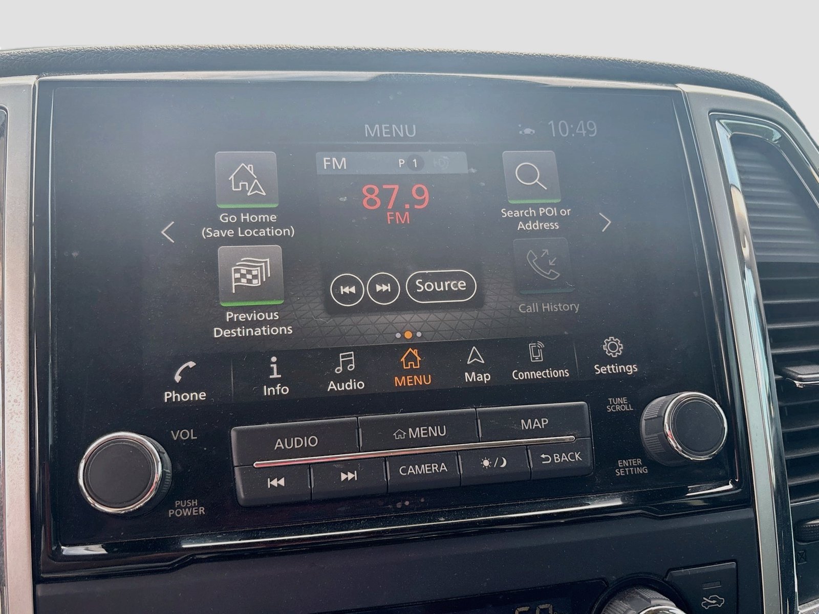 Used 2021 Nissan Titan 4x4 Crew Cab image 15