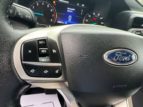 Used 2024 Ford Explorer XLT w/ Class IV Trailer Tow Package AWD/4WD image 26
