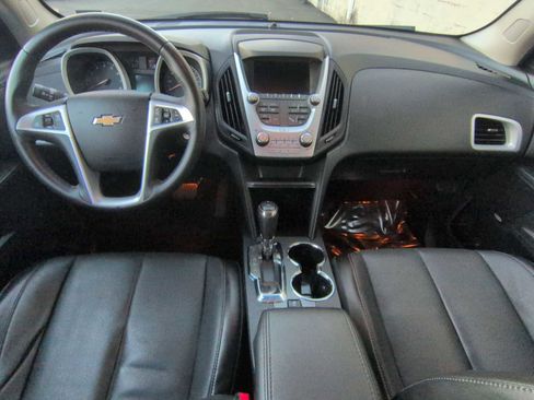 Used 2016 Chevrolet Equinox LTZ w/ Enhanced Convenience Package image 16