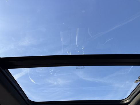 Used 2025 Cadillac Escalade Premium Luxury w/ Touring Package image 29