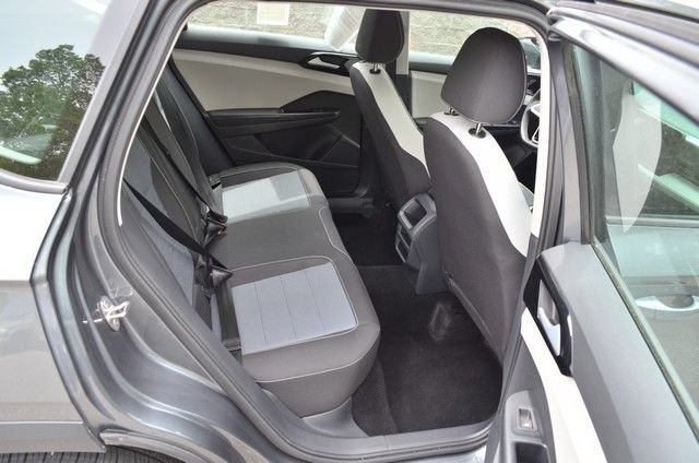 Used 2025 Volkswagen Taos S AWD/4WD image 35
