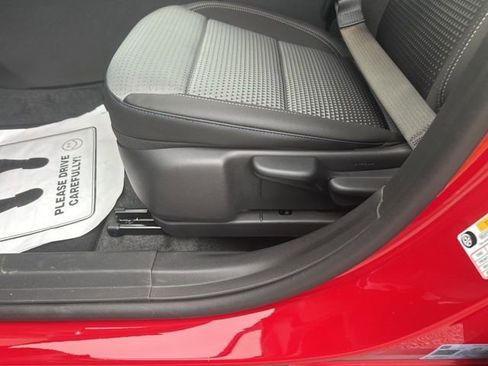 New 2026 Chevrolet Trax LT FWD image 17