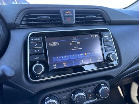 Used 2025 Nissan Versa S w/ Trunk Package image 16