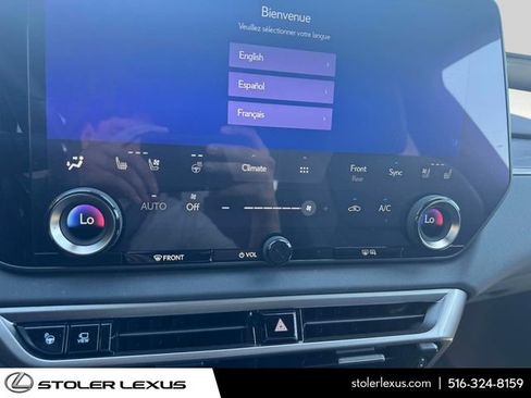 Certified 2023 Lexus RX 350 AWD w/ Accessory Package image 29