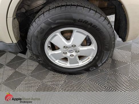 Used 2012 Ford Escape XLT AWD/4WD image 40