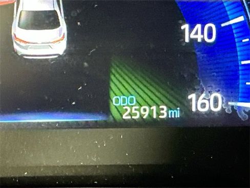 Used 2022 Toyota Corolla LE image 15