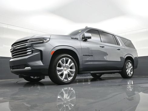 Used 2021 Chevrolet Suburban High Country AWD/4WD image 25