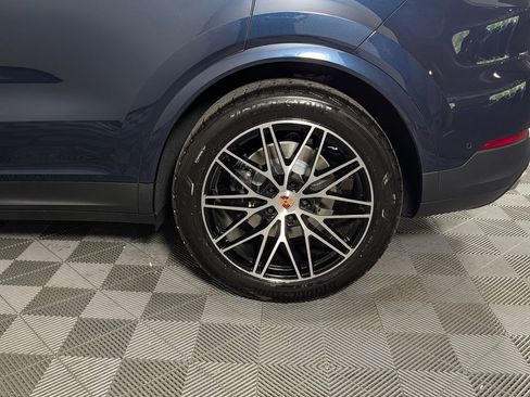 New 2026 Porsche Cayenne AWD/4WD image 12