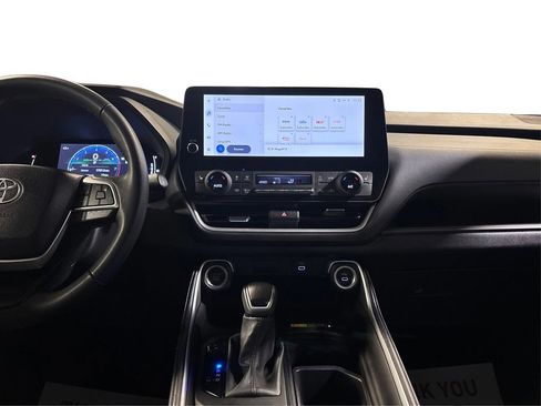 Used 2025 Toyota Grand Highlander XLE image 22