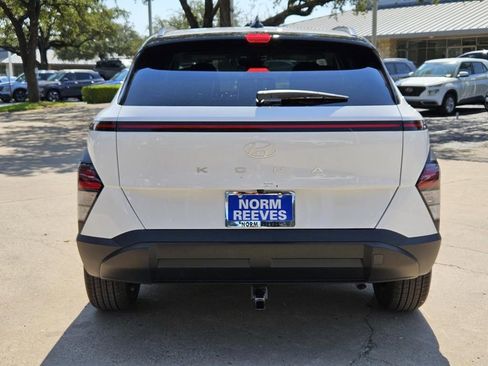New 2026 Hyundai Kona SEL Sport FWD image 4