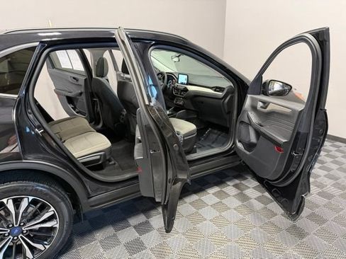Used 2022 Ford Escape SE w/ SE Sport Appearance Package AWD/4WD image 23