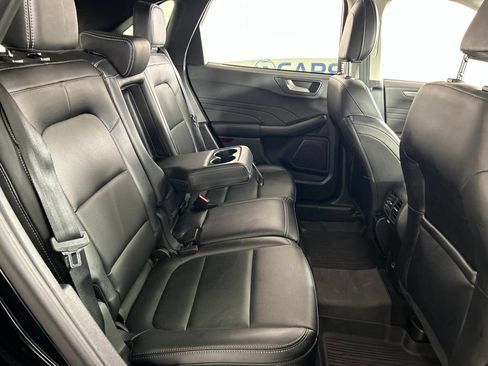 Used 2022 Ford Escape Titanium w/ Class II Trailer Tow Package AWD/4WD image 29