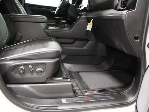 New 2026 GMC Sierra 1500 AT4X image 30