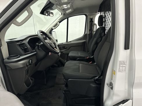 Used 2025 Ford Transit 250 Low Roof w/ Exterior Upgrade Package RWD image 16